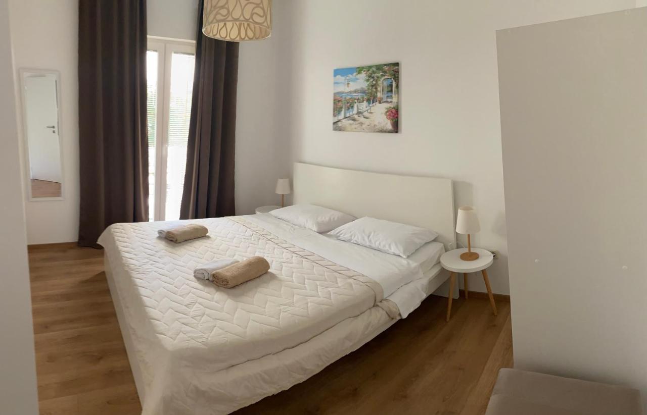 Apartman Diana Mali Losinj Bagian luar foto
