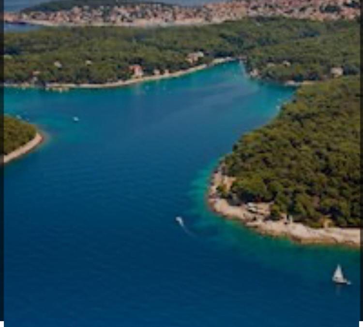 Apartman Diana Mali Losinj Bagian luar foto